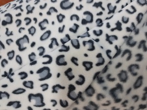 Pletený fleece potiskem, hnědá kráva (1)