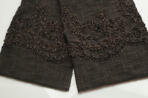 Jeans naszywany brąz wzór 3