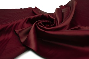 Satyna gruba z Lycrą Bordo